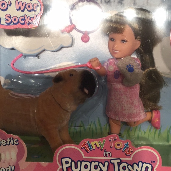 Shar Pei Tiny Tots in PUPPY TOWN- Very Rare - Picture 2 of 5